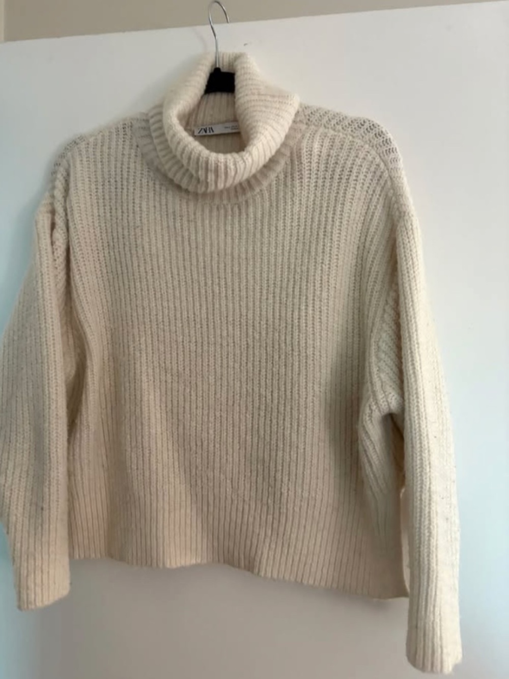 Zara Turtleneck (S)